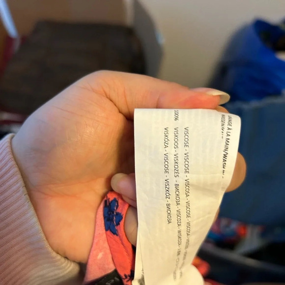 MINKPINK FLORAL ROMPER - Picture 4 of 4